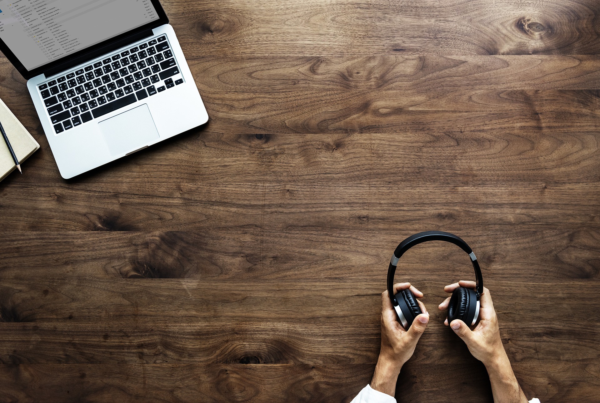 Where to find music for your podcast?