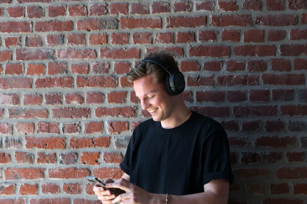podcast-mid-roll-ads