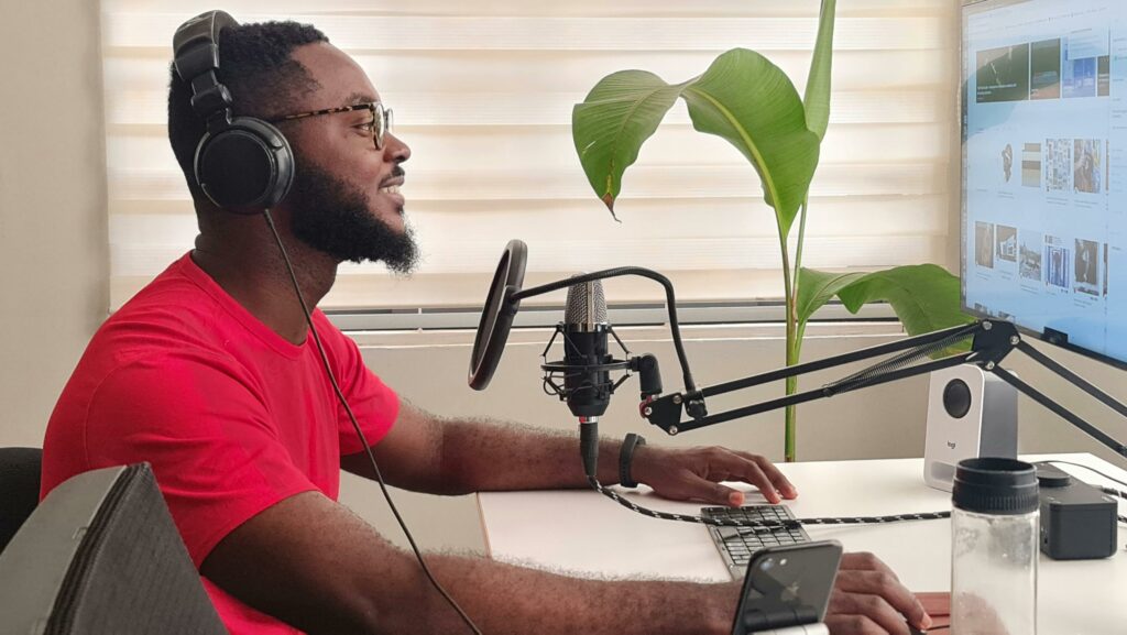 business podcast rankings

