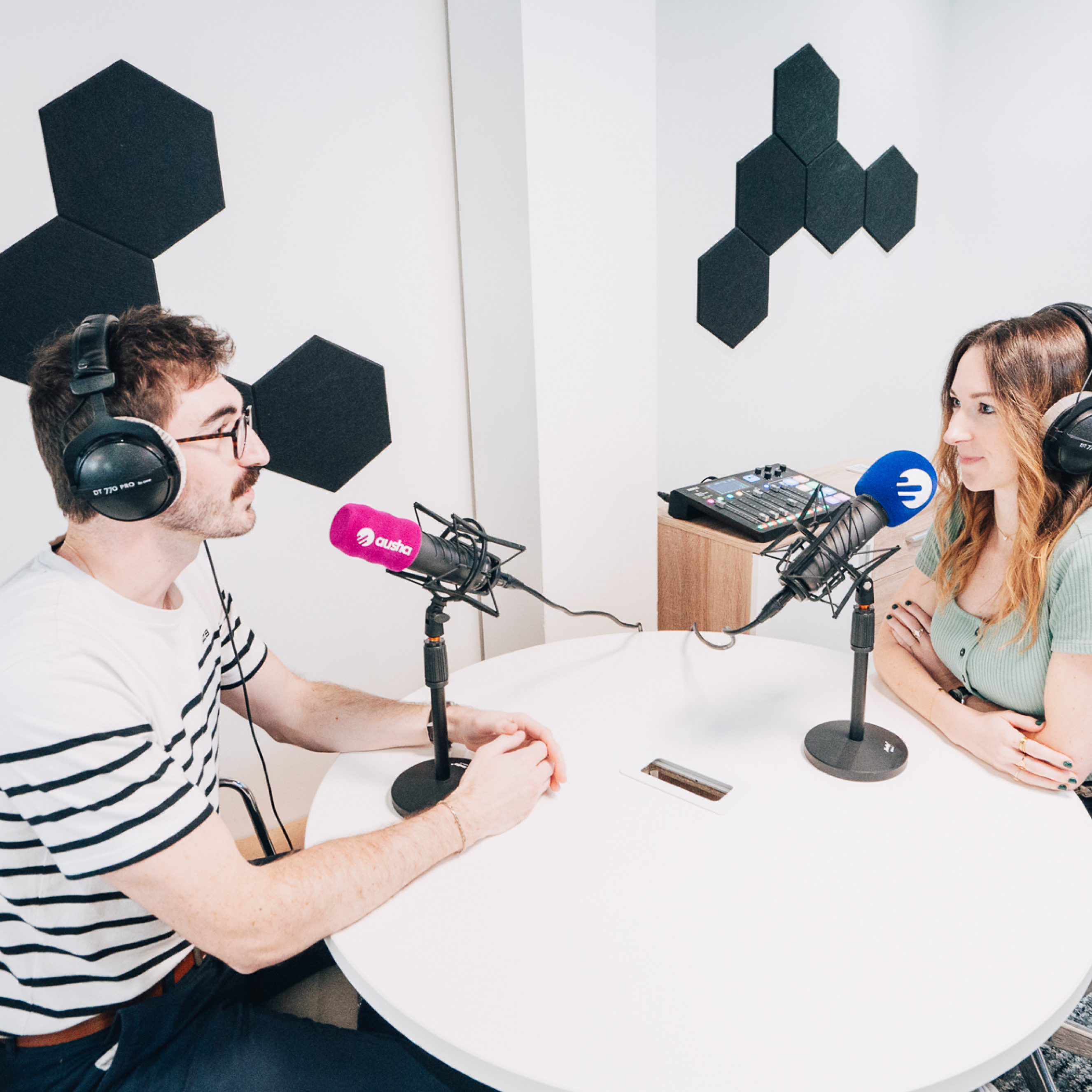 Top Comedy Podcasts to Listen in 2026